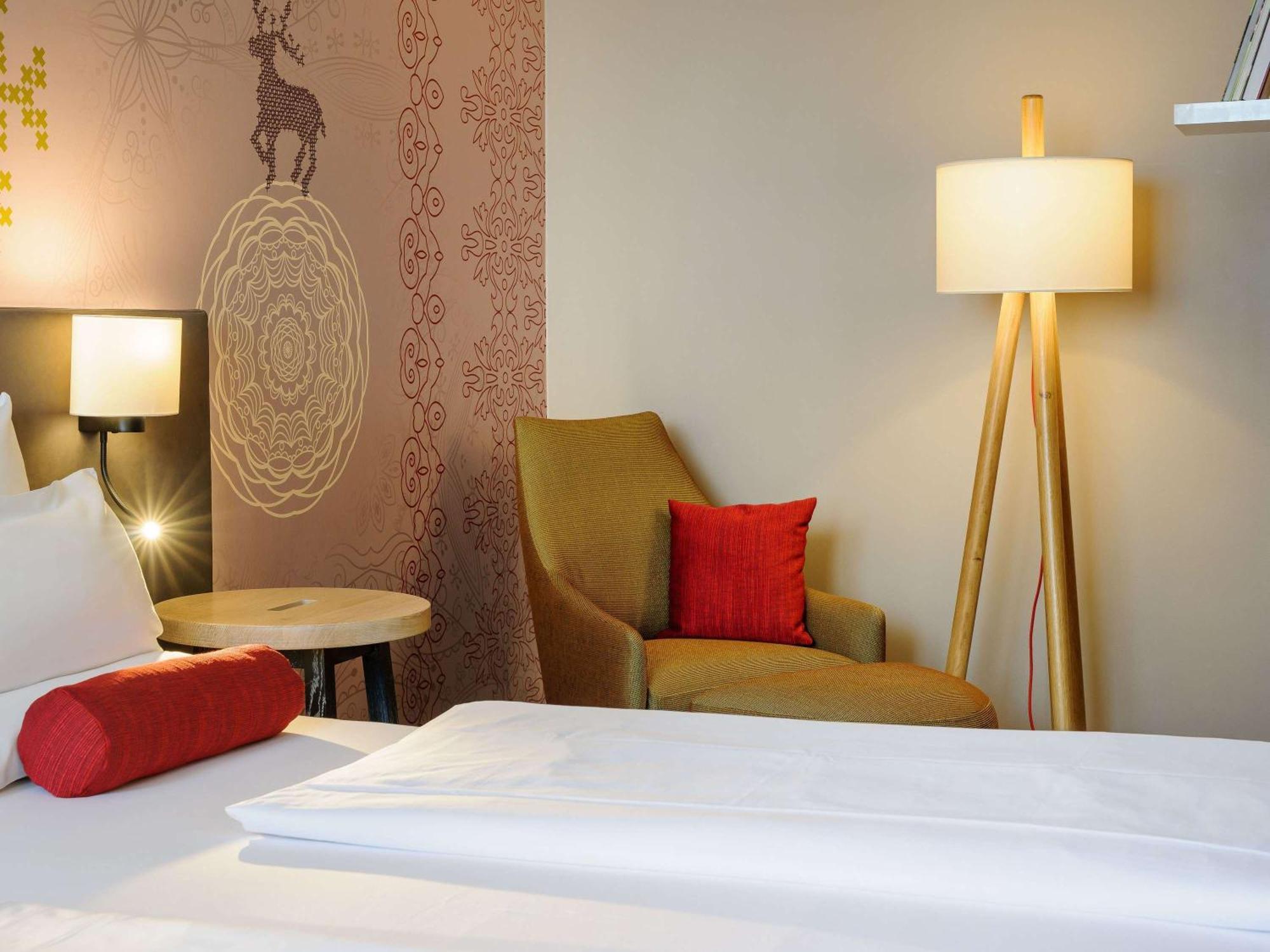 Mercure Center 4*