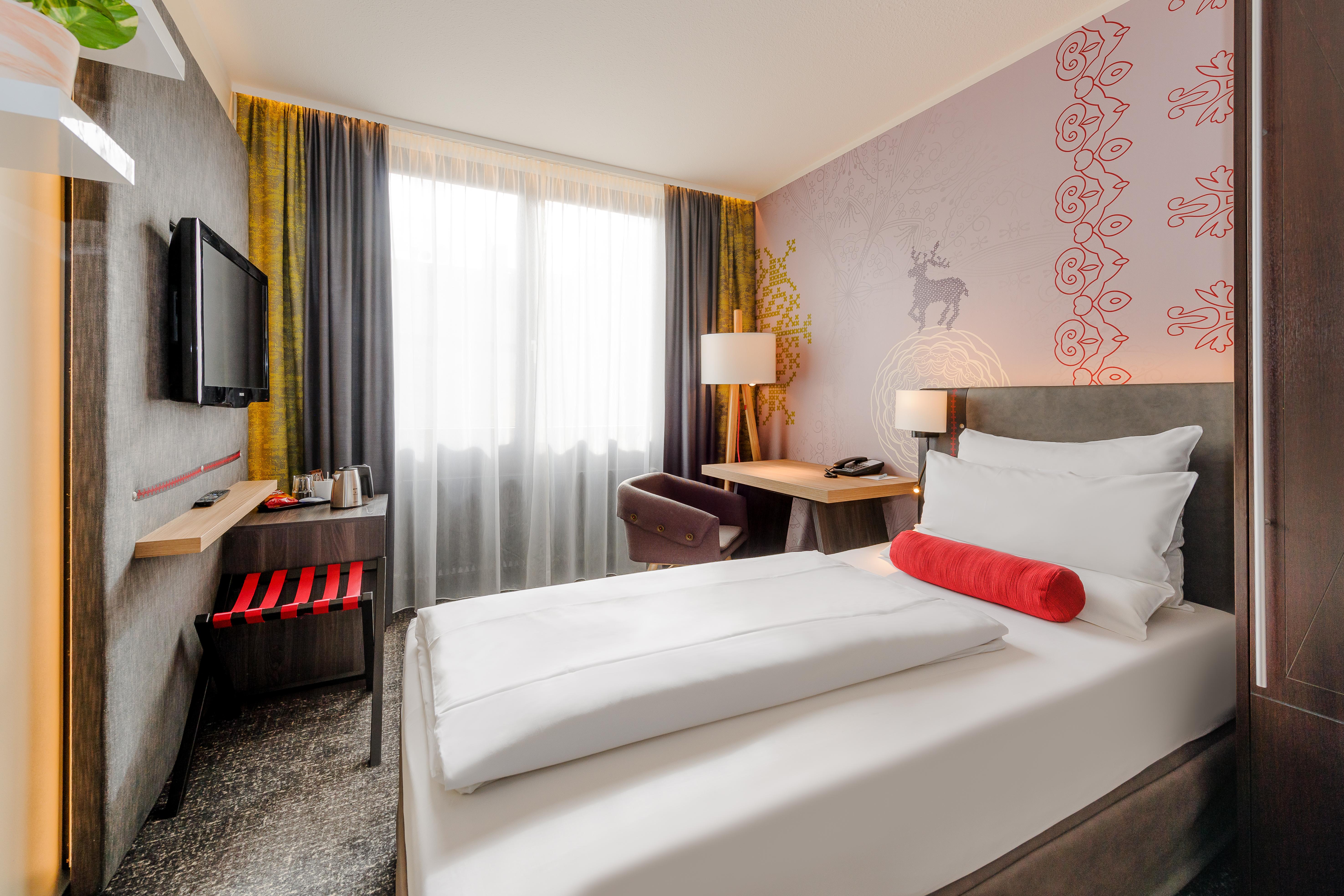 Mercure Center