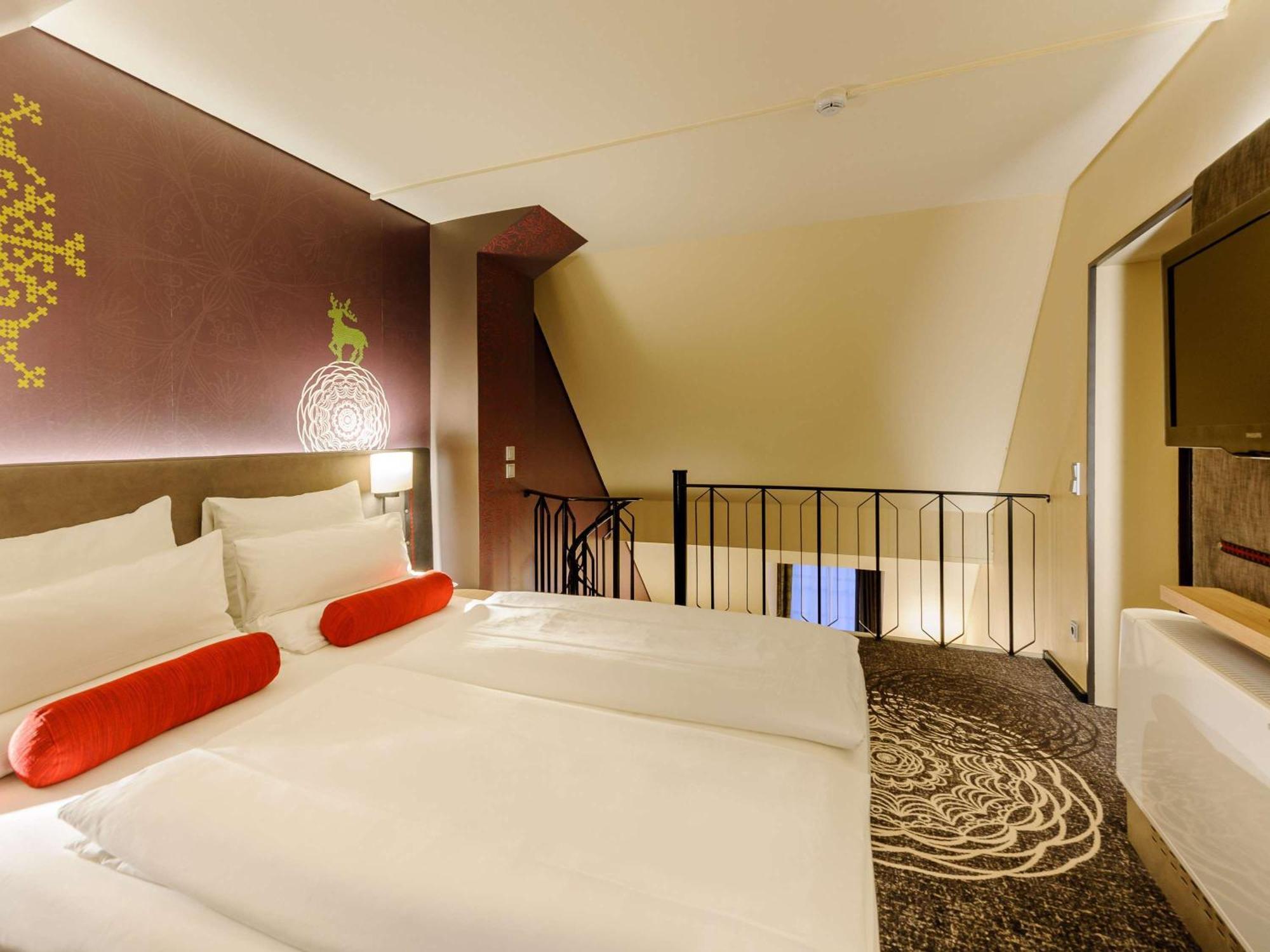 Mercure Center Hotel
